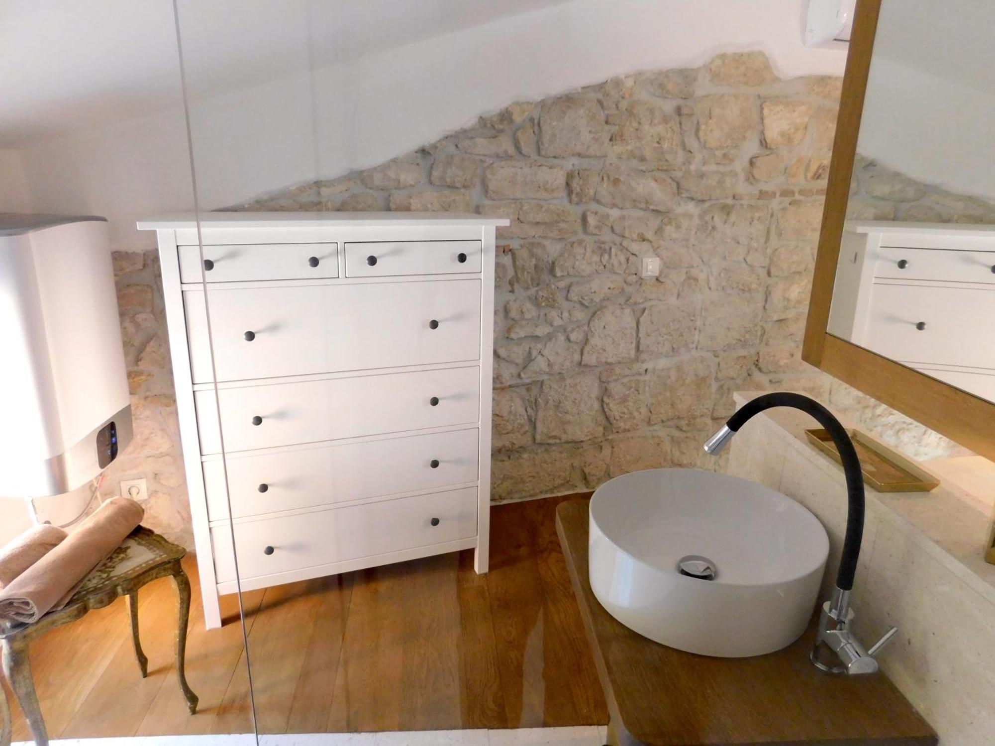 Bezauberndes Steinhaus Mit Garten In Der Altstadt Von Rovinj Bagian luar foto