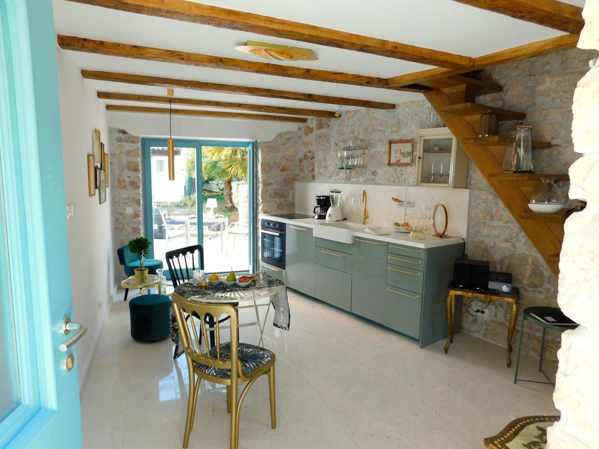 Bezauberndes Steinhaus Mit Garten In Der Altstadt Von Rovinj Bagian luar foto