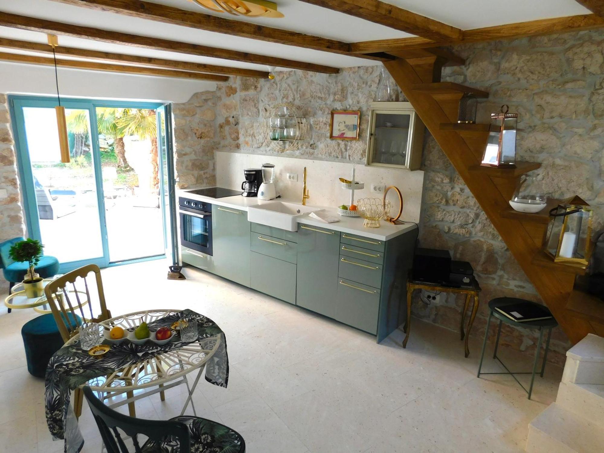 Bezauberndes Steinhaus Mit Garten In Der Altstadt Von Rovinj Bagian luar foto