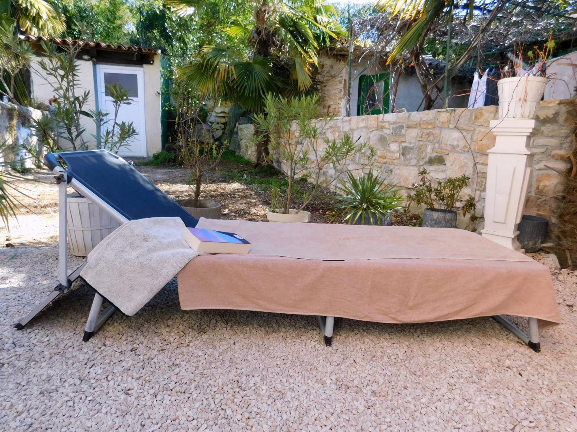 Bezauberndes Steinhaus Mit Garten In Der Altstadt Von Rovinj Bagian luar foto